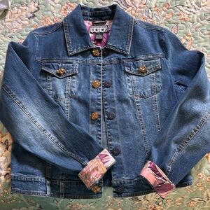 Berek women’s jeweled rhinestones floral lined denim jean jacket. Size medium